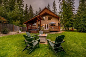 Paws in the Mountains by NW Comfy Cabins